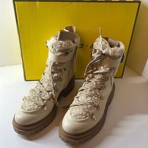 Circus NY Sam Edelman Gretchen Fuzzy Hiker Bootie Ivory sz 8.5 M